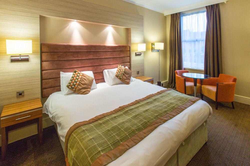 Delta Hotels By Marriott Cheltenham Chase Exterior foto