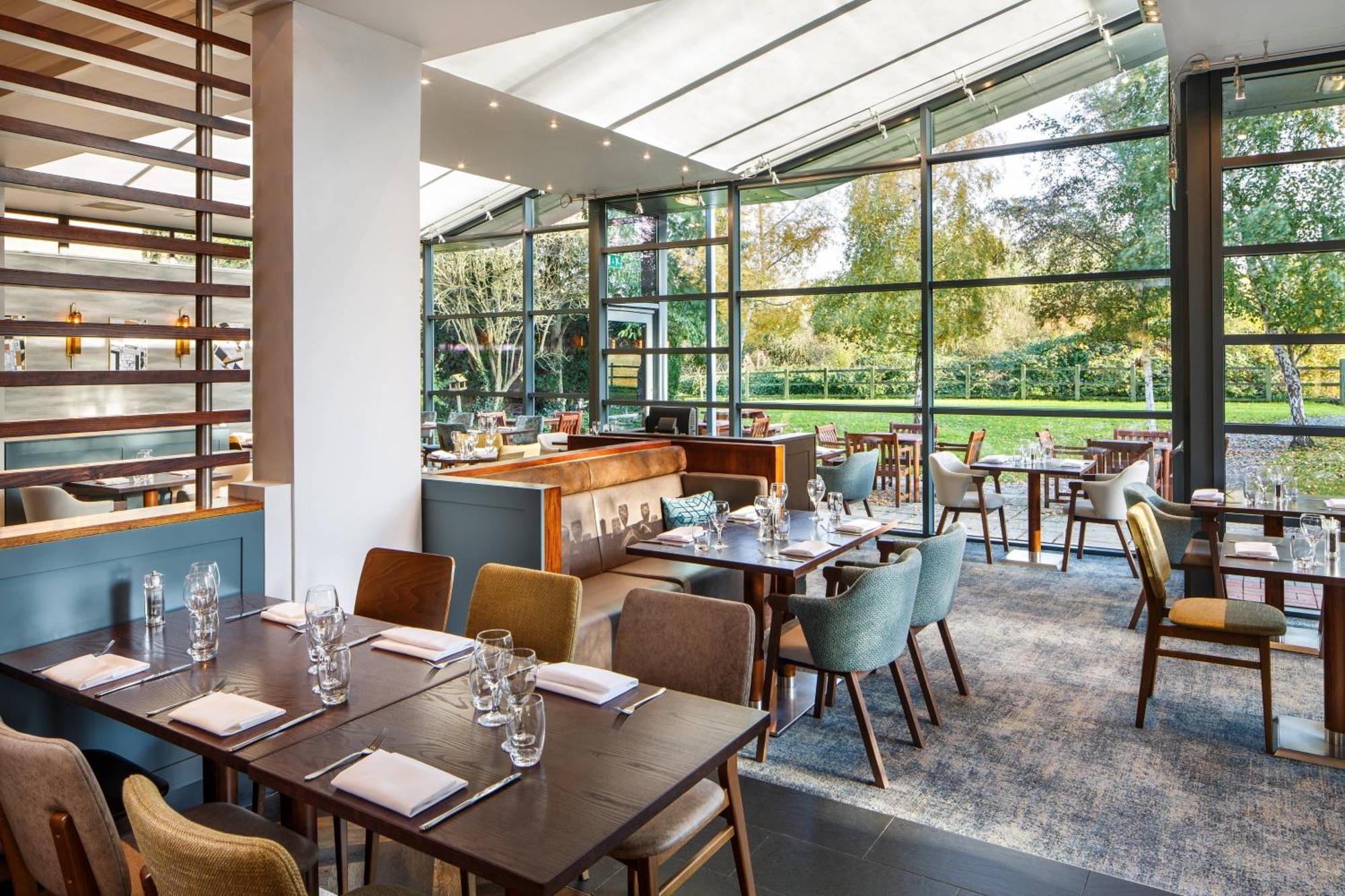 Delta Hotels By Marriott Cheltenham Chase Exterior foto